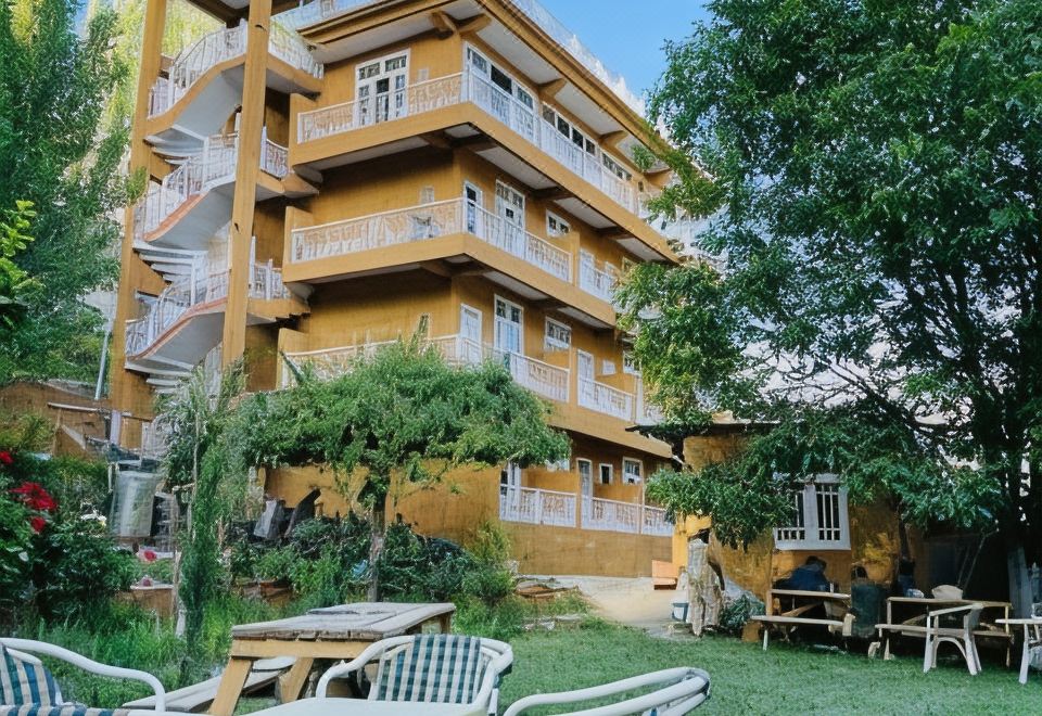 karakrum hotel